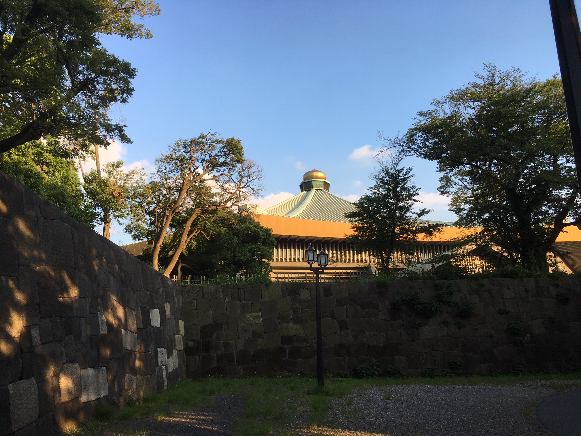 靖国神社　大鳥居　狛犬